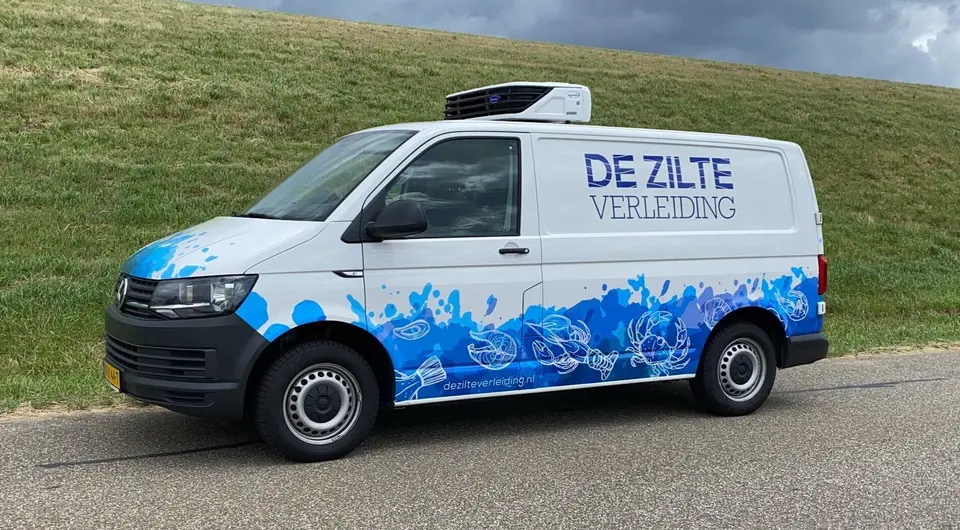 De Zilte Verleiding, autobelettering