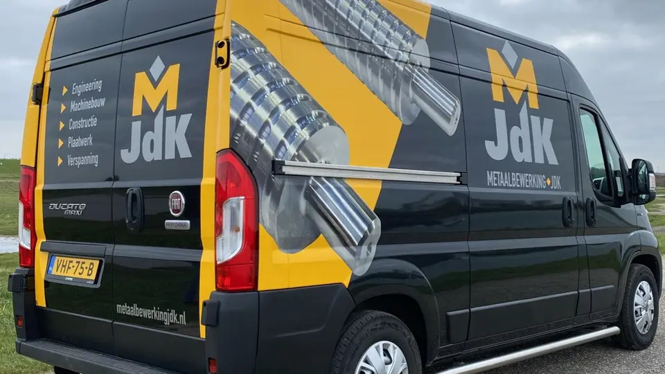 Metaalbewerking JDK, autobelettering