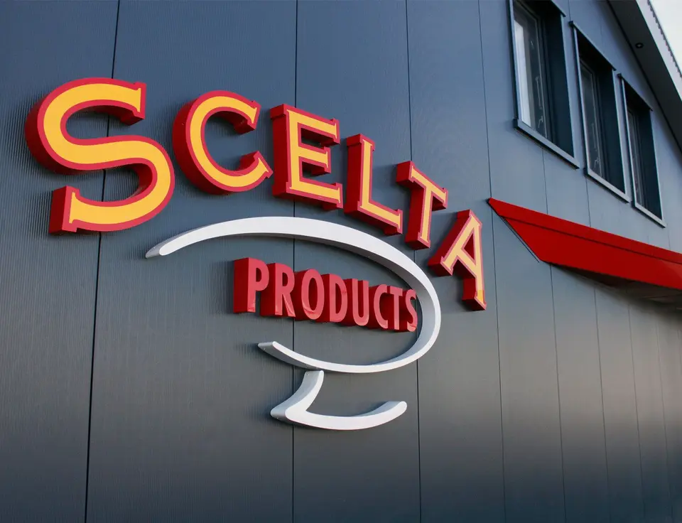 Scelta, gevelreclame